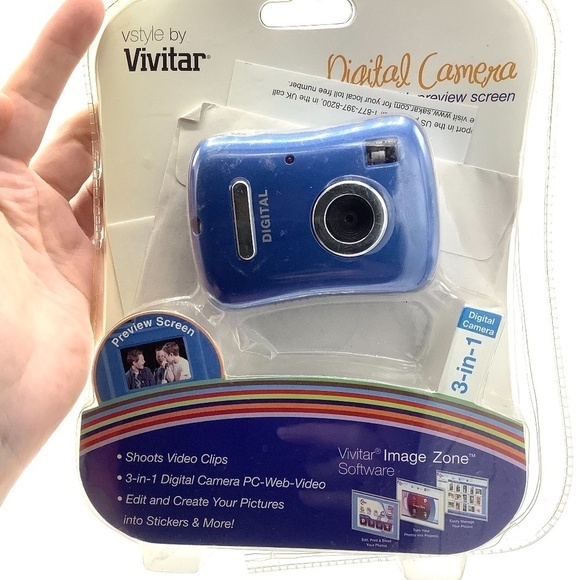 Vivitar VSTYLE Digital Camera with Preview Screen Shoots Video Clips NEW - Picture 5 of 5